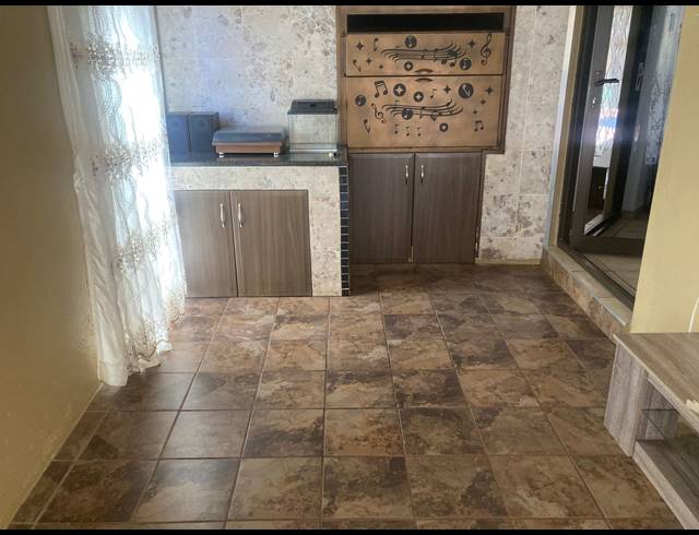 3 BEDROOM FREEHOLD FOR SALE IN BRAKPAN NORTH